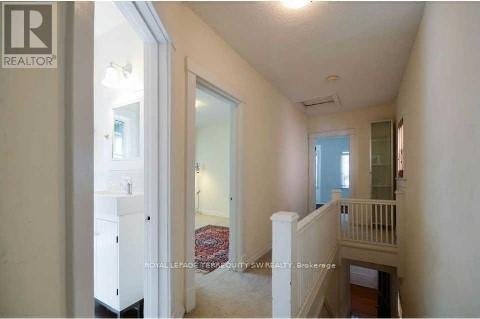 (Upper) - 979 Mount Pleasant Road, Toronto, Ontario  M4P 2L8 - Photo 2 - C12550284