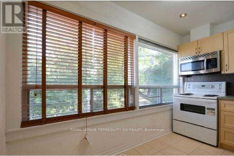 (Upper) - 979 Mount Pleasant Road, Toronto, Ontario  M4P 2L8 - Photo 3 - C12550284