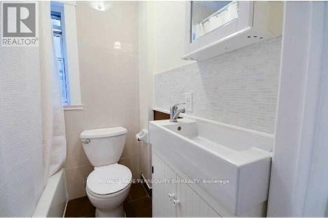 (Upper) - 979 Mount Pleasant Road, Toronto, Ontario  M4P 2L8 - Photo 5 - C12550284