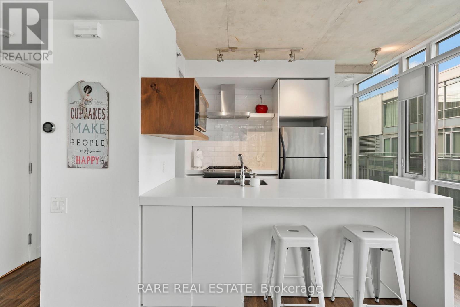 1008 - 75 Portland Street, Toronto, Ontario  M5V 2M9 - Photo 4 - C12550312