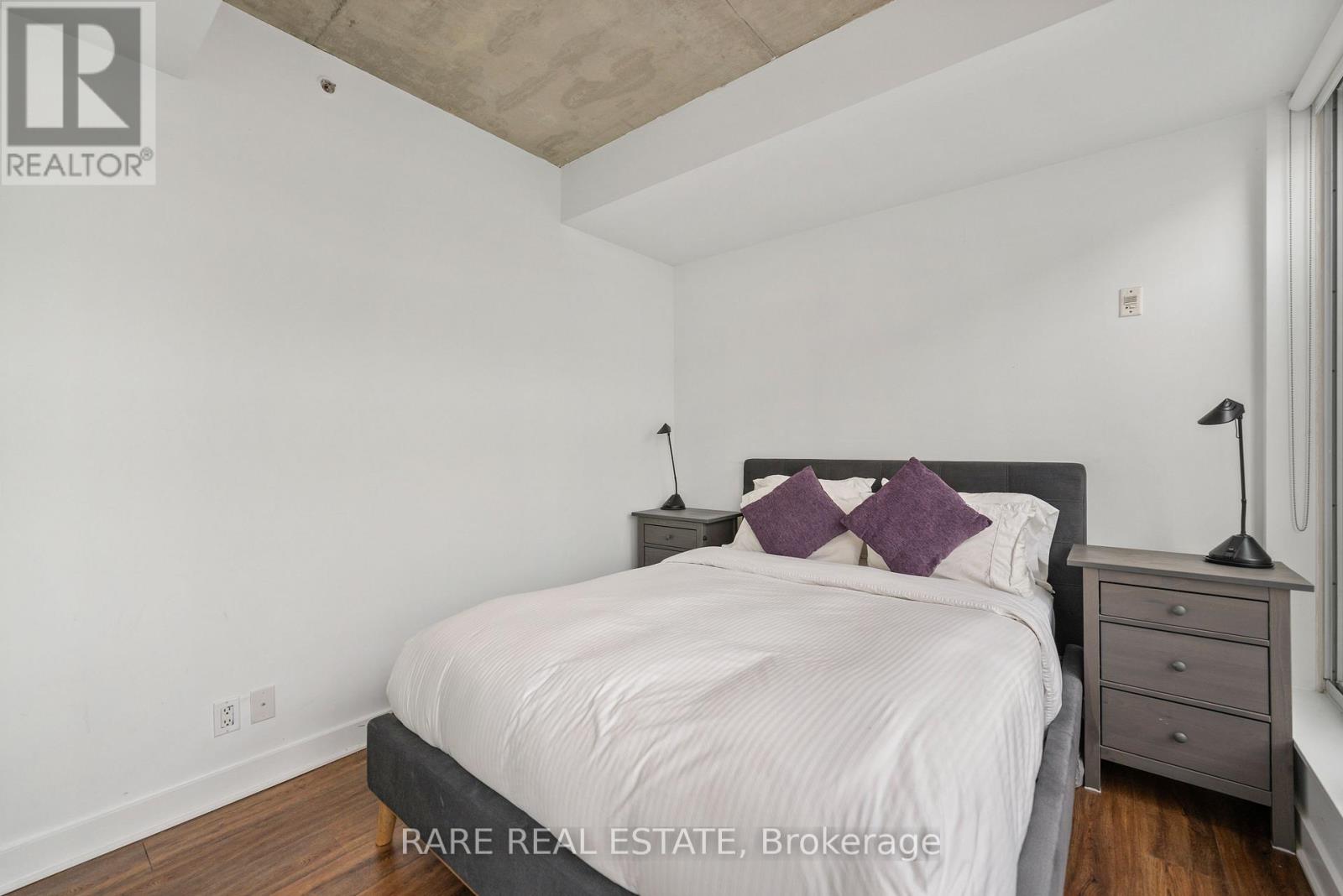 1008 - 75 Portland Street, Toronto, Ontario  M5V 2M9 - Photo 8 - C12550312