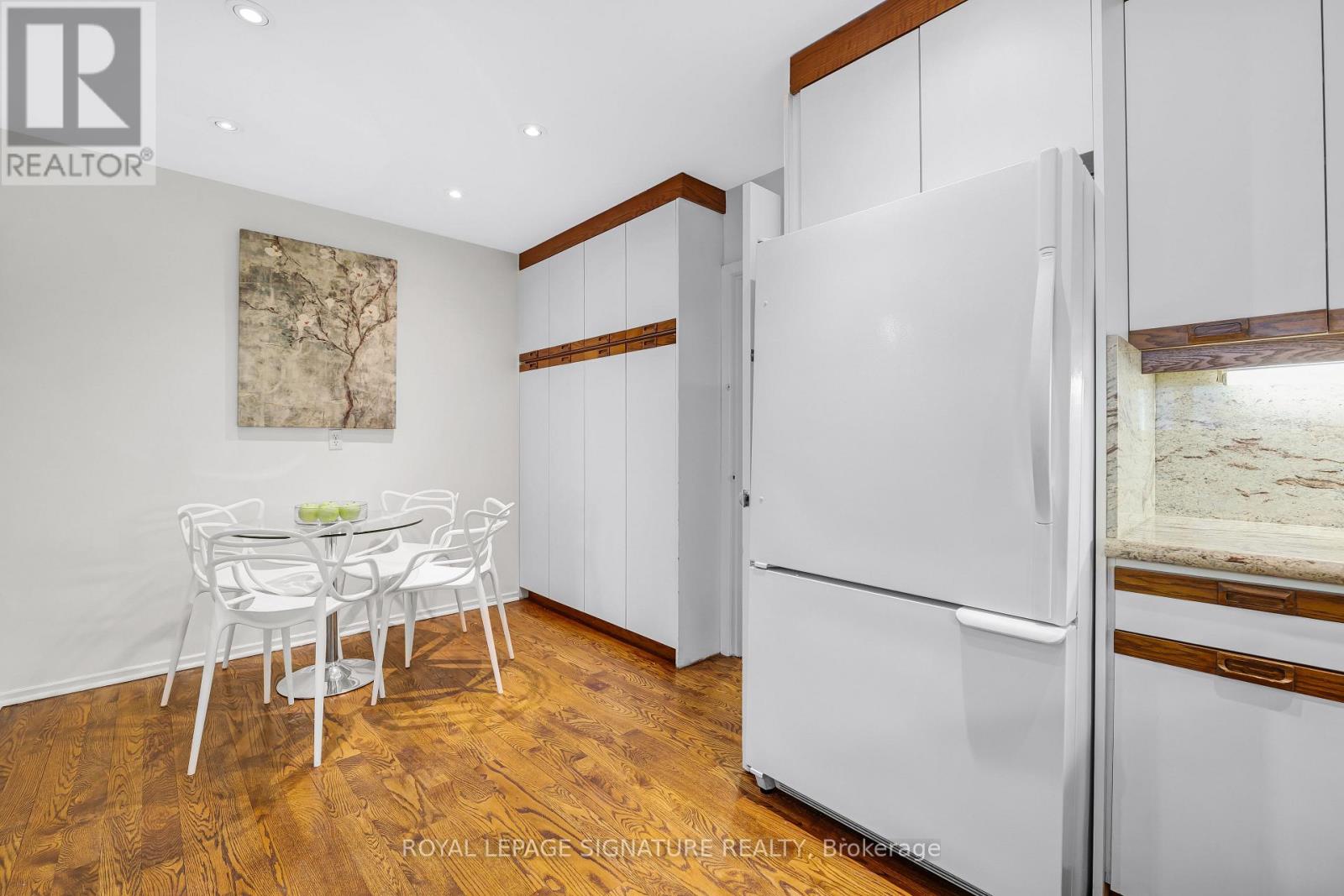 24 Ealing Drive, Toronto, Ontario M2L 2R5 - Photo 13 - C12550338