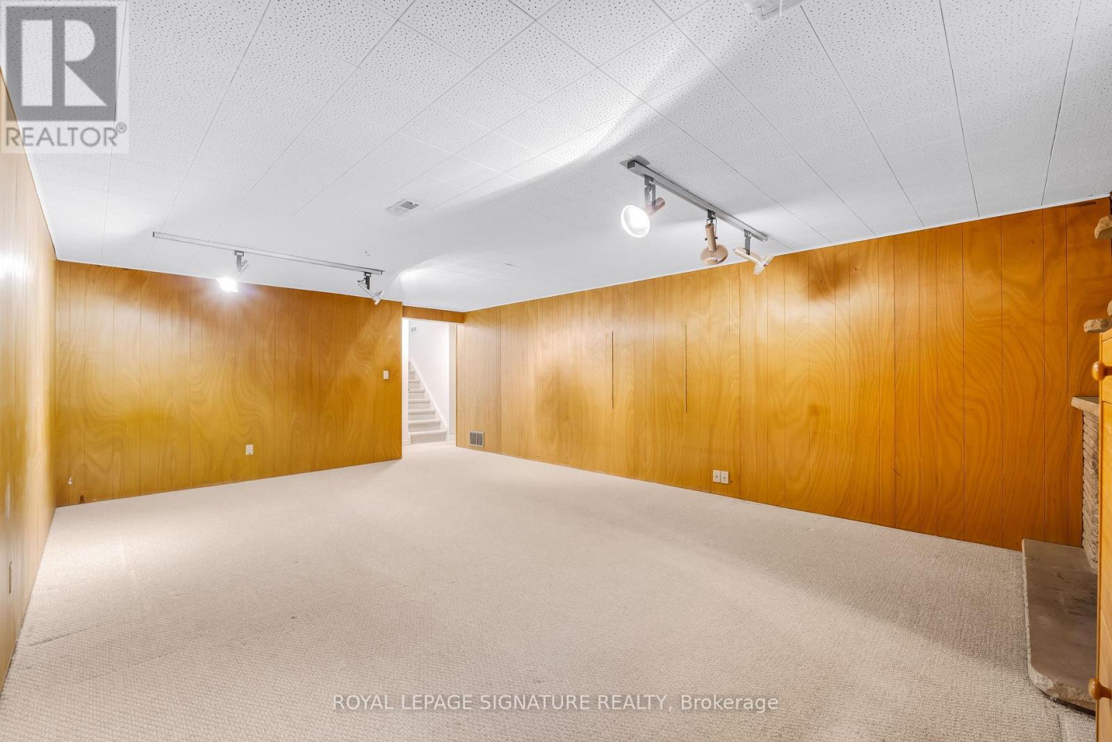 24 Ealing Drive, Toronto, Ontario M2L 2R5 - Photo 25 - C12550338