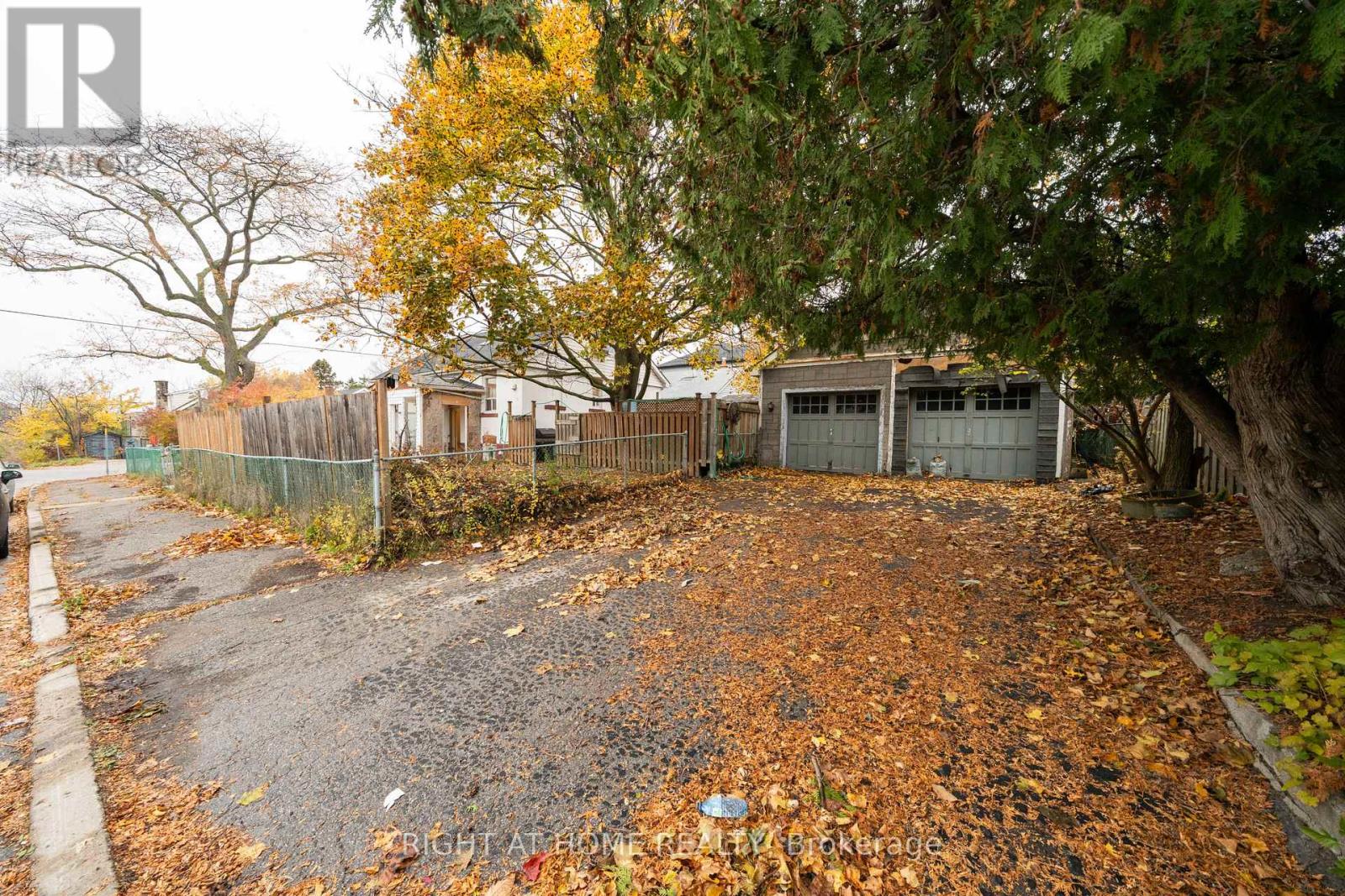 41 Bexhill Avenue, Toronto, Ontario  M1L 3B7 - Photo 37 - E12527524