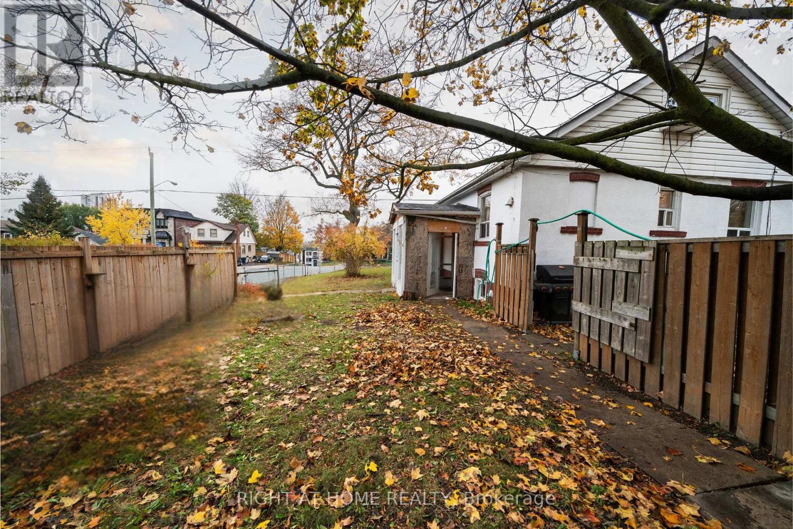 41 Bexhill Avenue, Toronto, Ontario  M1L 3B7 - Photo 7 - E12527524