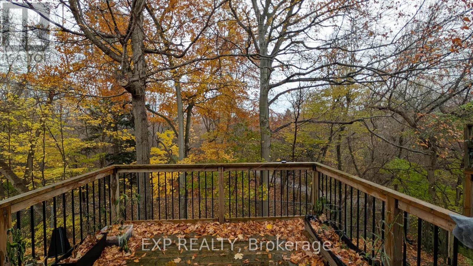 33 - 350 Camelot Court, Oshawa, Ontario  L1G 6P7 - Photo 1 - E12550470