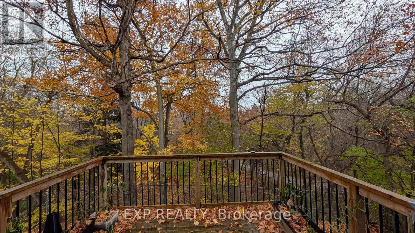 33 - 350 Camelot Court, Oshawa, Ontario  L1G 6P7 - Photo 12 - E12550470