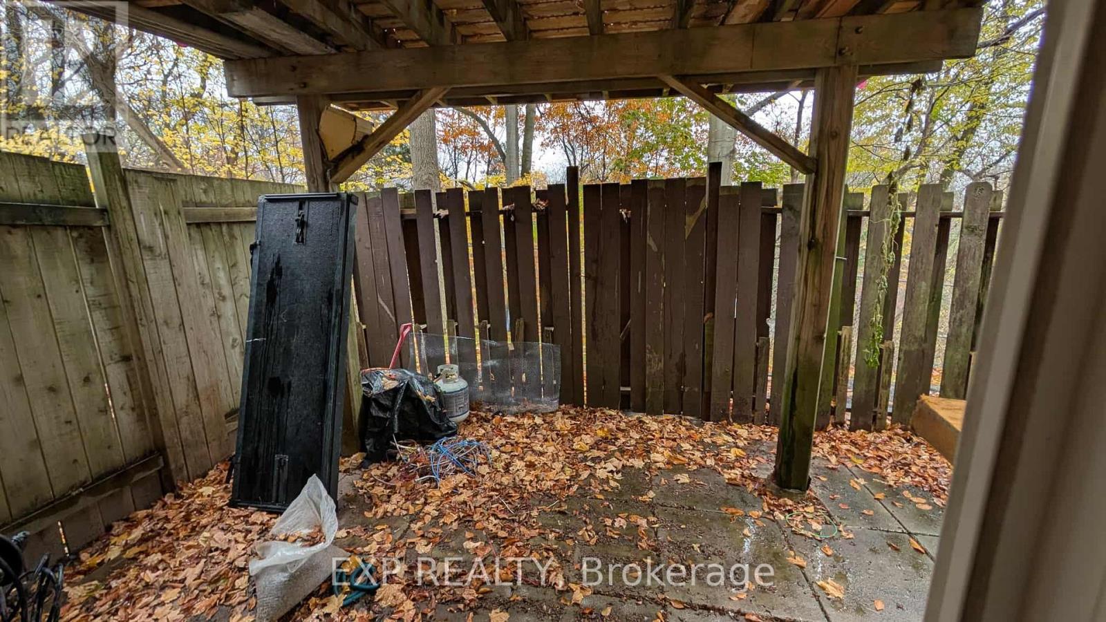 33 - 350 Camelot Court, Oshawa, Ontario  L1G 6P7 - Photo 29 - E12550470