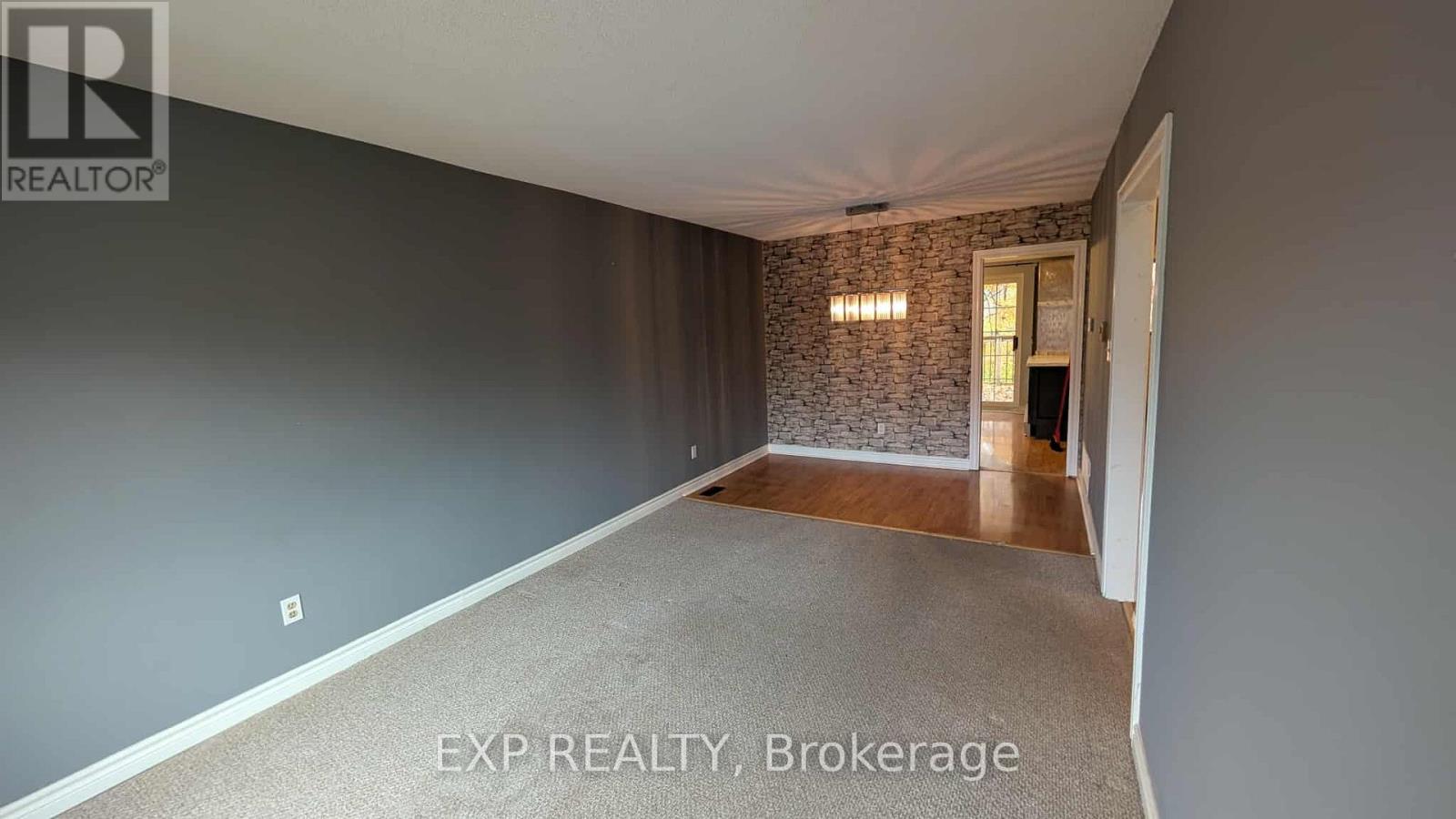 33 - 350 Camelot Court, Oshawa, Ontario  L1G 6P7 - Photo 9 - E12550470