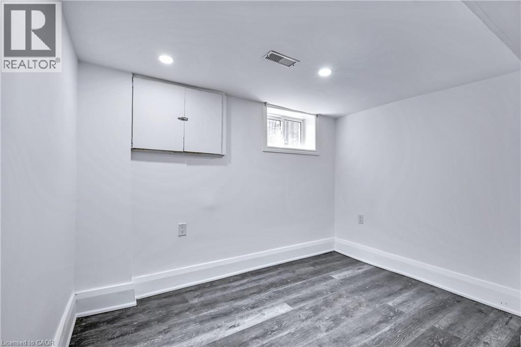 1161 King Street W, Hamilton, Ontario L9S 1M3 - Photo 26 - 40709568