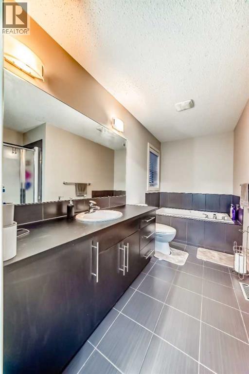 150 Copperpond Heights Se, Calgary, Alberta  T2Z 0X3 - Photo 24 - A2269844