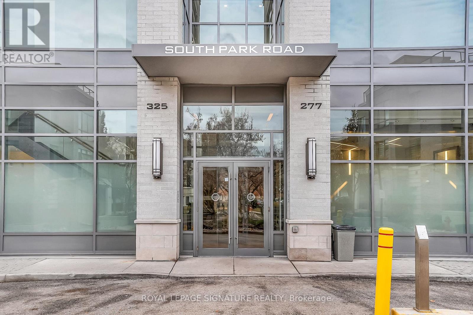 520 - 277 South Park Road, Markham, Ontario  L3T 0B7 - Photo 2 - N12550276