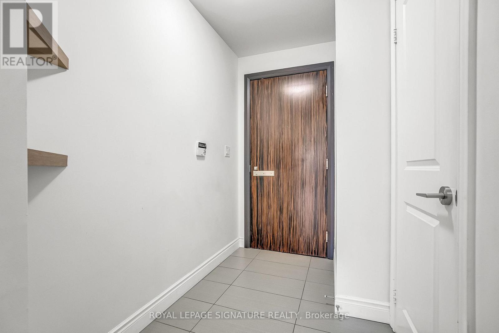 520 - 277 South Park Road, Markham, Ontario  L3T 0B7 - Photo 23 - N12550276