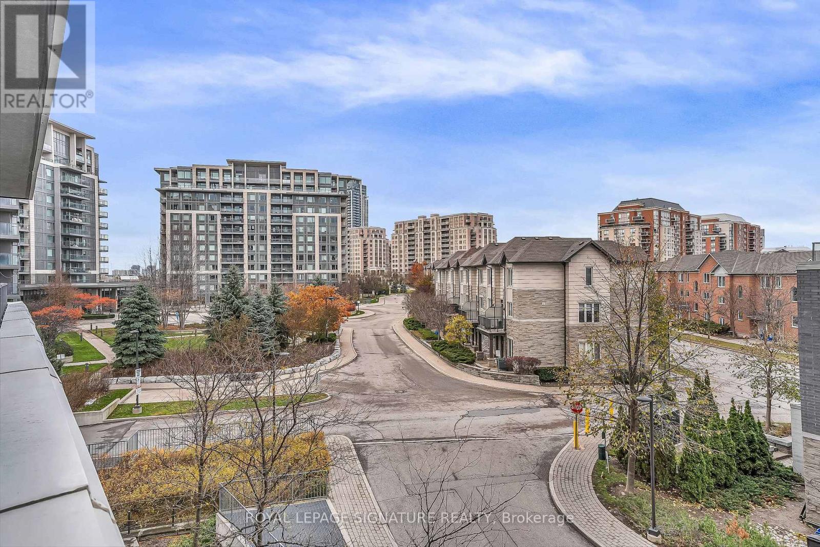 520 - 277 South Park Road, Markham, Ontario  L3T 0B7 - Photo 26 - N12550276