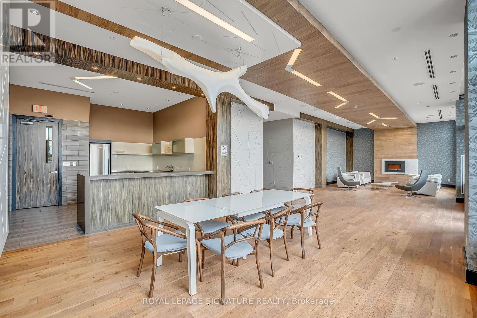 520 - 277 South Park Road, Markham, Ontario  L3T 0B7 - Photo 31 - N12550276