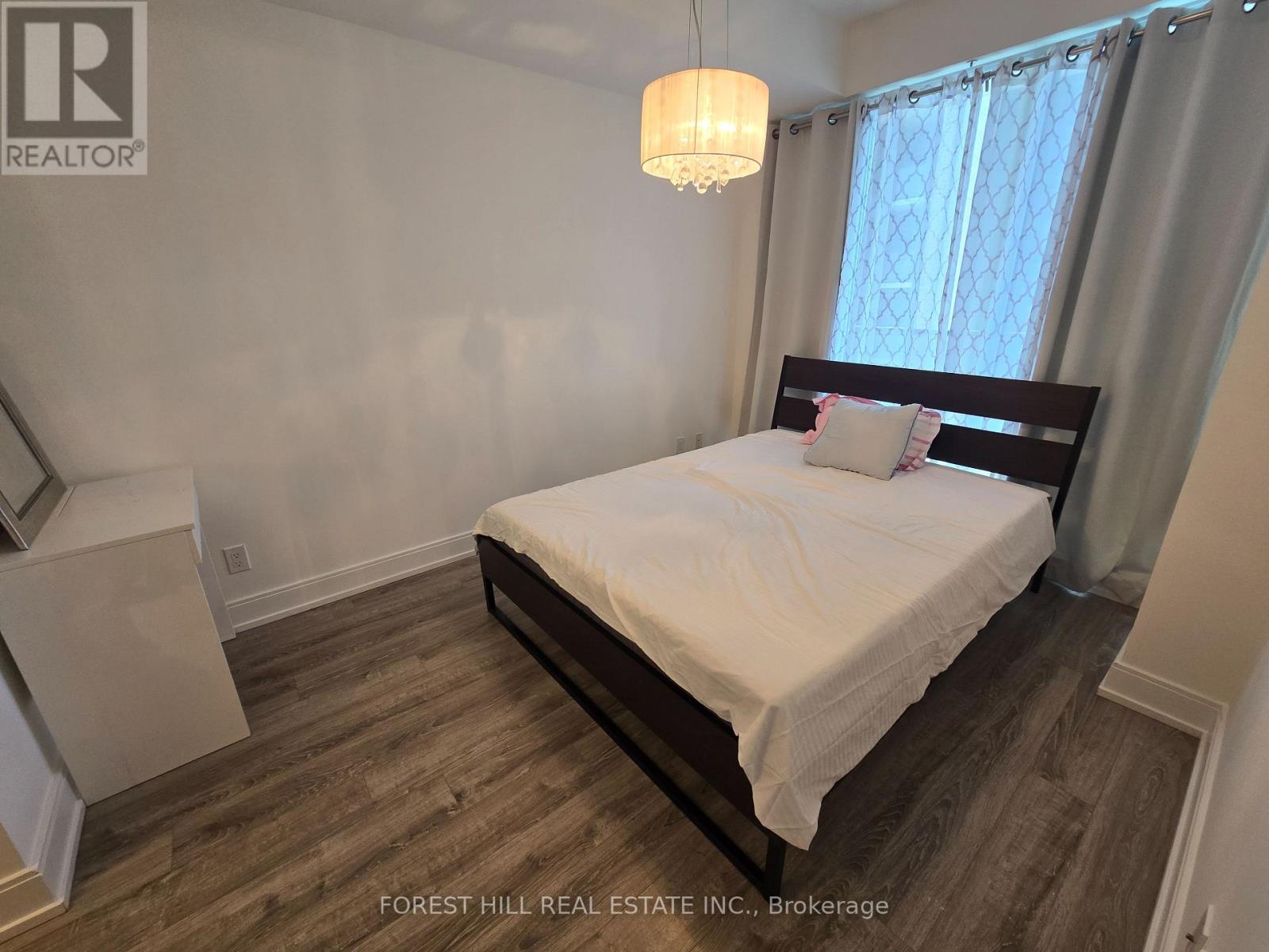 1006b - 9600 Yonge Street, Richmond Hill, Ontario  L4C 0X3 - Photo 11 - N12550300