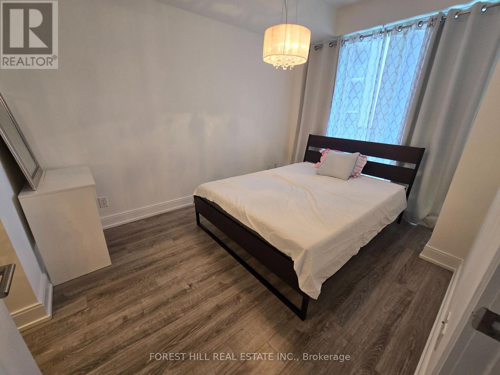 1006b - 9600 Yonge Street, Richmond Hill, Ontario  L4C 0X3 - Photo 8 - N12550300