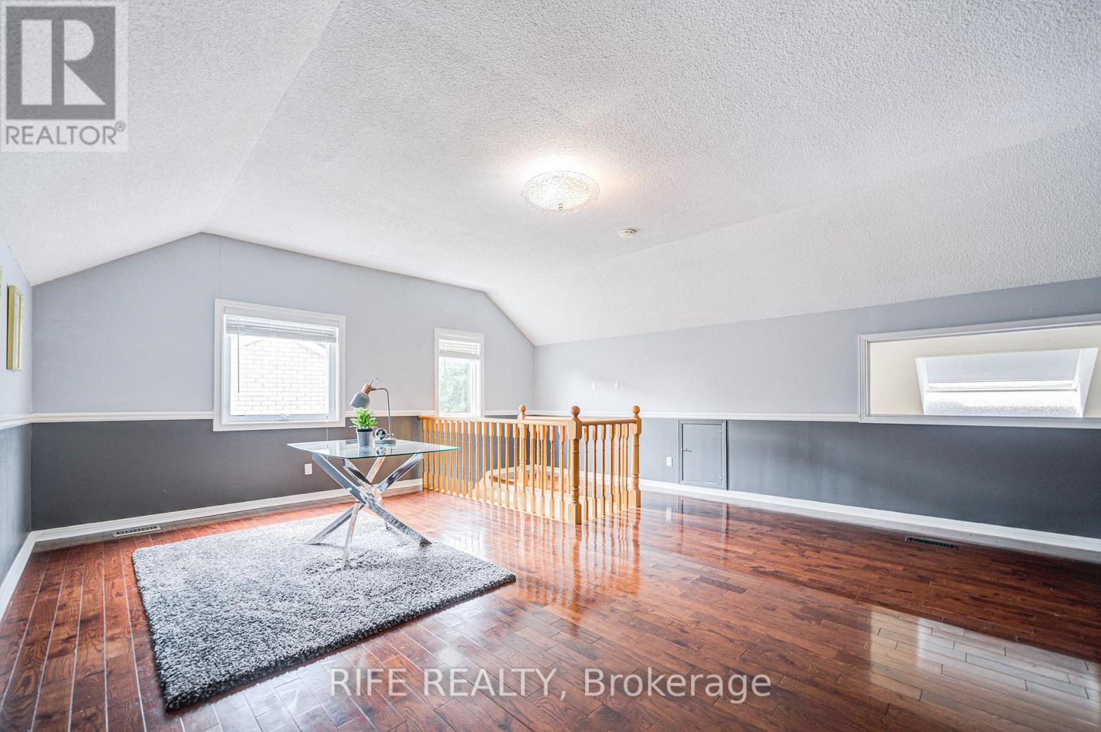 22 Chambery Crescent, Markham, Ontario  L3R 6L5 - Photo 37 - N12550304