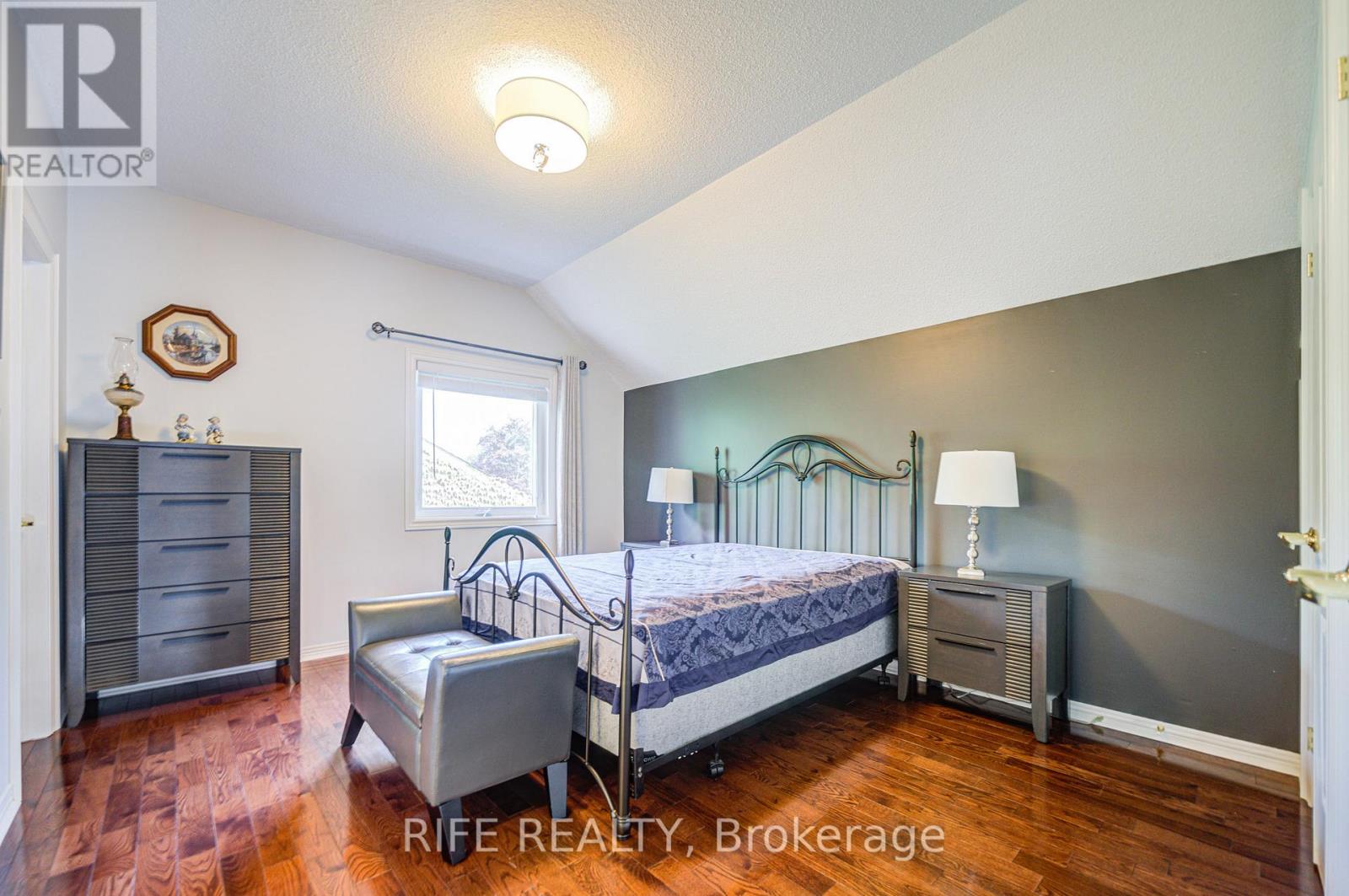 22 Chambery Crescent, Markham, Ontario  L3R 6L5 - Photo 38 - N12550304