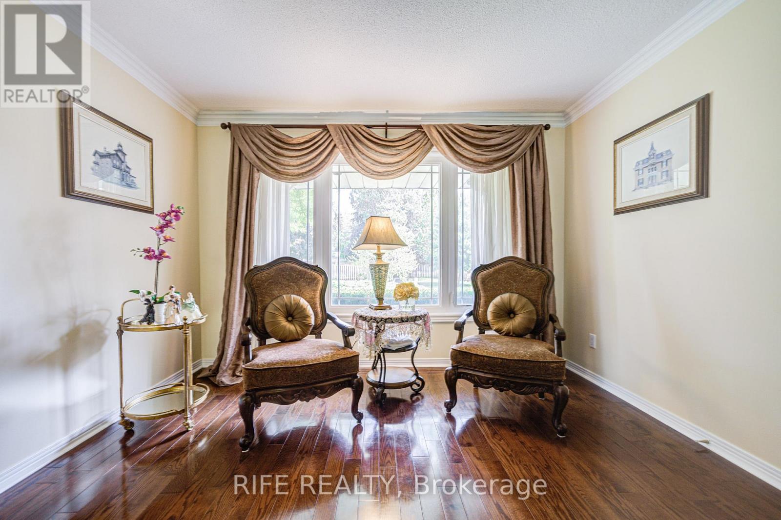 22 Chambery Crescent, Markham, Ontario  L3R 6L5 - Photo 7 - N12550304