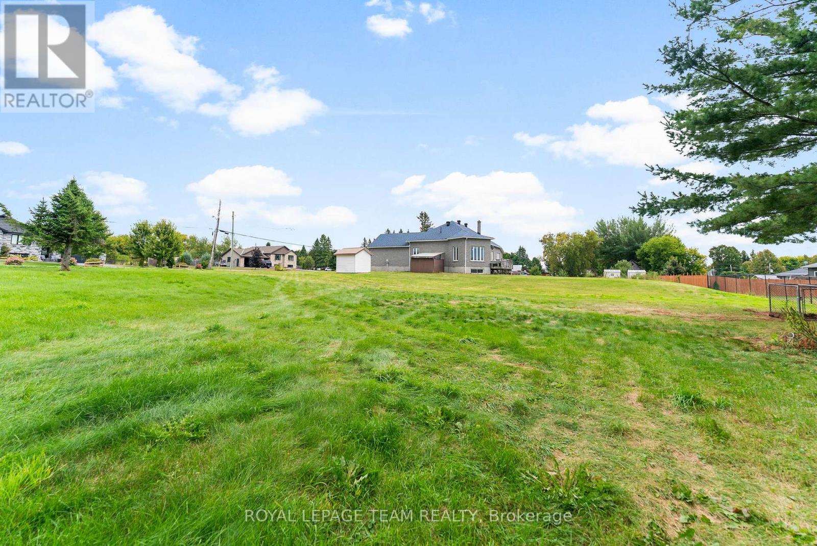 37 Rapid Road, Whitewater Region, Ontario K0J 2L0 - Photo 39 - X12389658