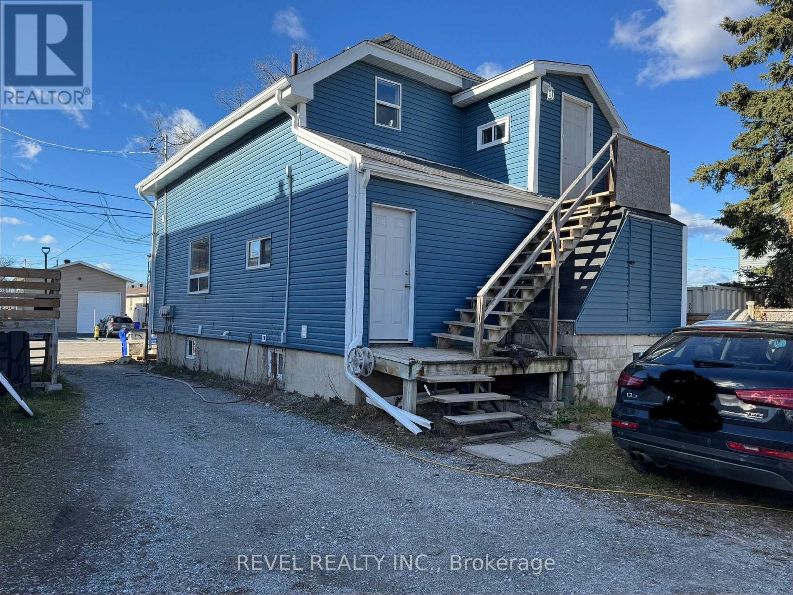 92 Birch Street N, Timmins, Ontario P4N 6C9 - Photo 3 - T12550390