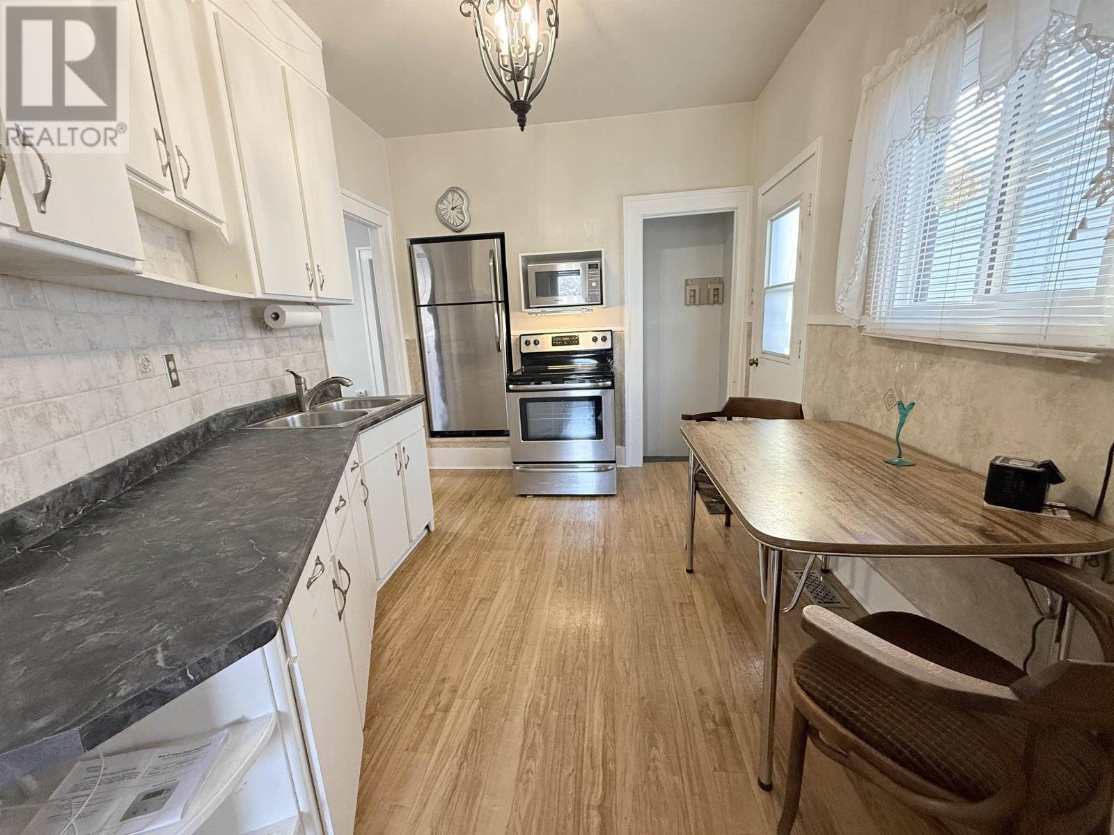 304 Cameron St, Thunder Bay, Ontario P7C 2G9 - Photo 7 - TB253453