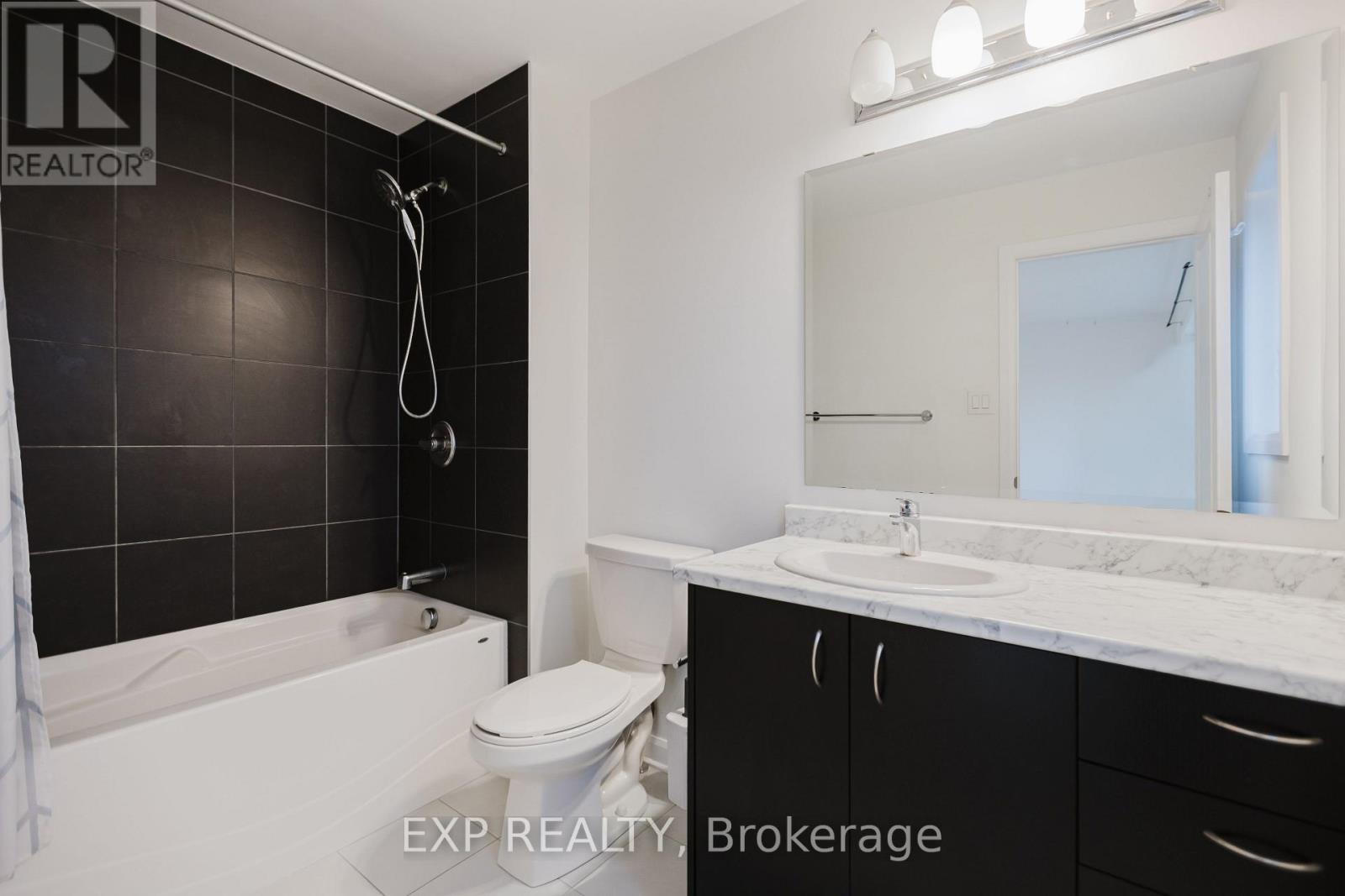 92 Natare Place, Ottawa, Ontario K2T 0P2 - Photo 20 - X12550370