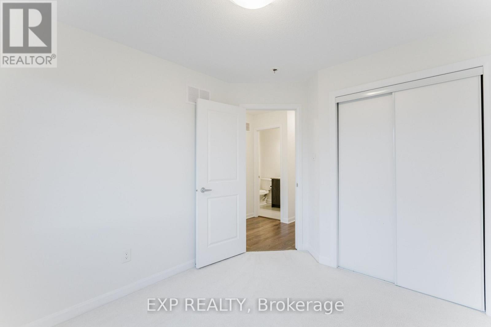 92 Natare Place, Ottawa, Ontario K2T 0P2 - Photo 25 - X12550370