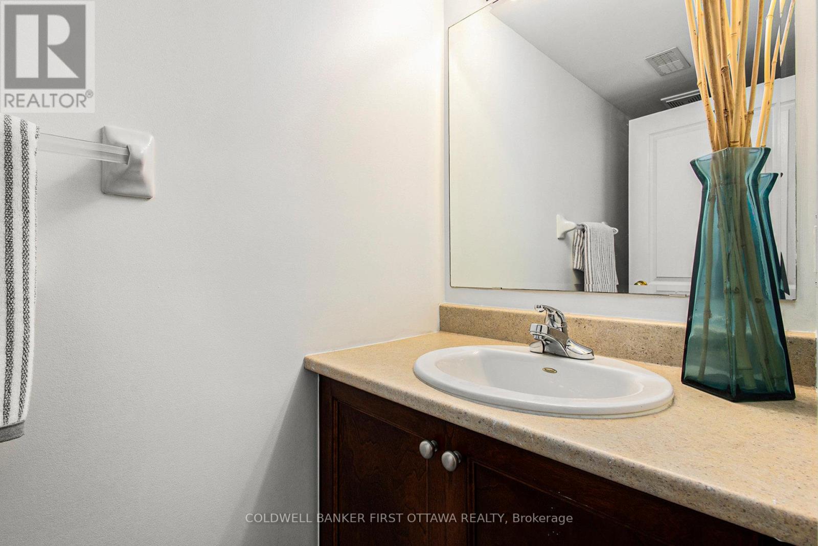 508 Pepperville Crescent, Ottawa, Ontario  K2M 0E3 - Photo 25 - X12550462