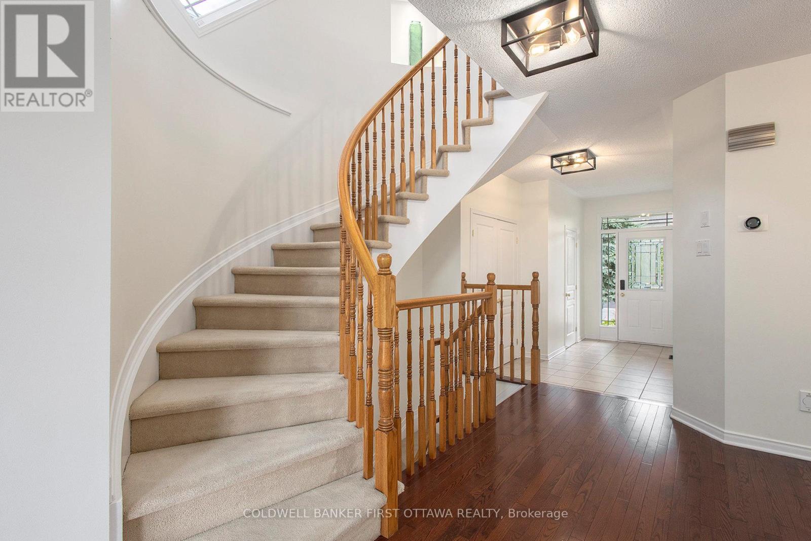 508 Pepperville Crescent, Ottawa, Ontario  K2M 0E3 - Photo 6 - X12550462