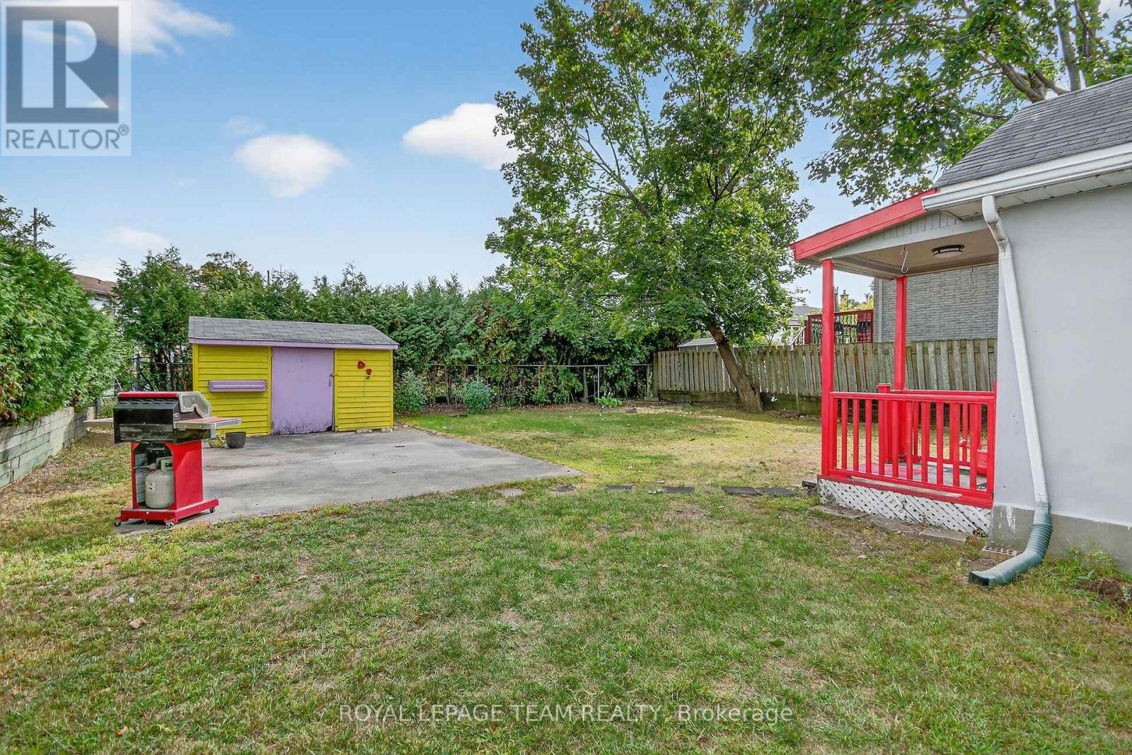 2822 Richmond Road, Ottawa, Ontario K2B 6S5 - Photo 2 - X12550476