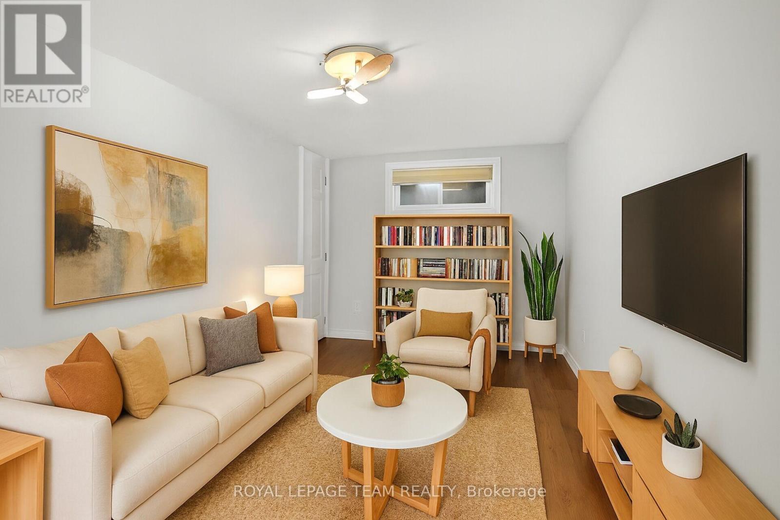 2822 Richmond Road, Ottawa, Ontario K2B 6S5 - Photo 24 - X12550476