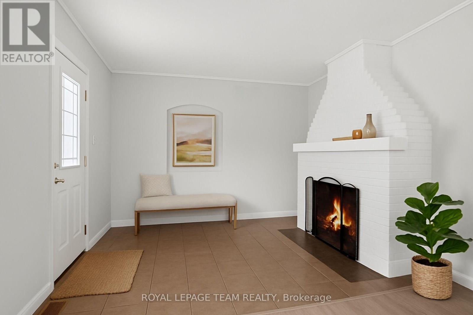 2822 Richmond Road, Ottawa, Ontario K2B 6S5 - Photo 25 - X12550476