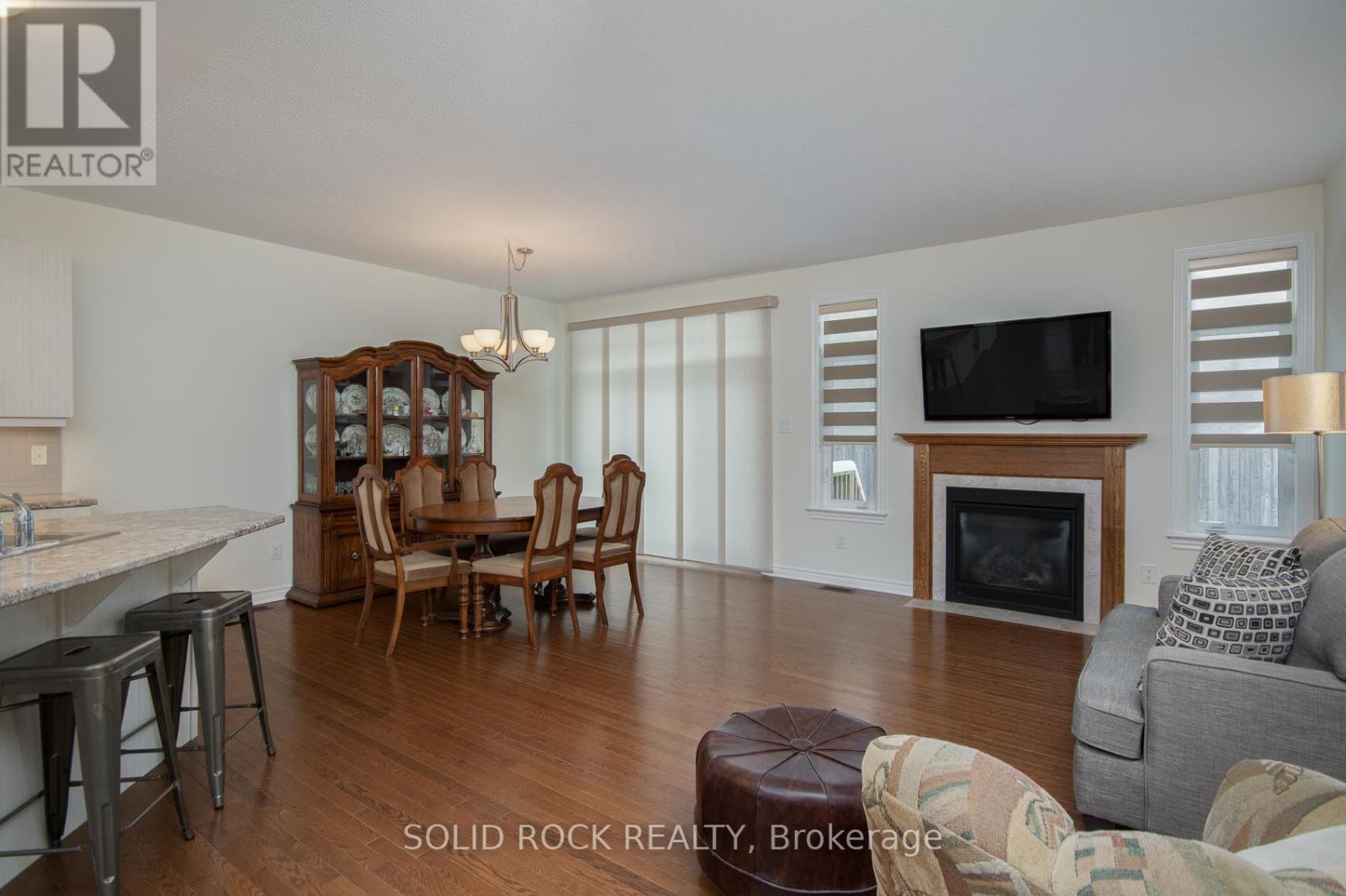 247 Shinny Avenue, Ottawa, Ontario K2V 0B9 - Photo 10 - X12550528