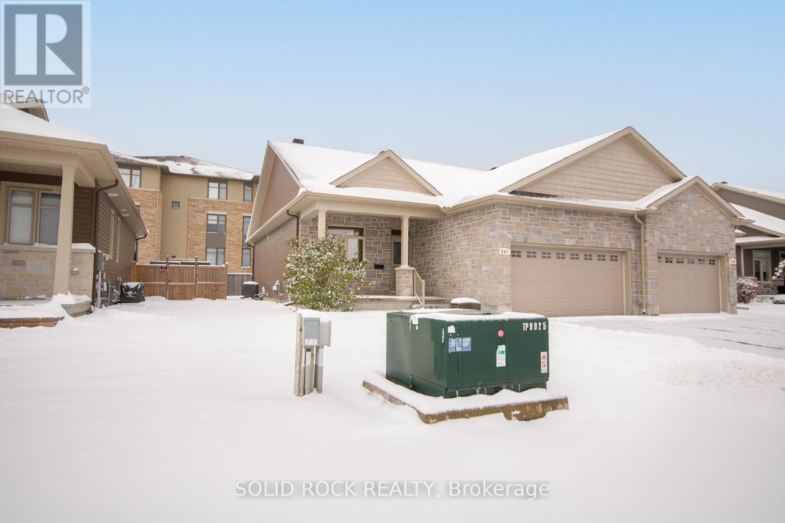 247 Shinny Avenue, Ottawa, Ontario K2V 0B9 - Photo 2 - X12550528