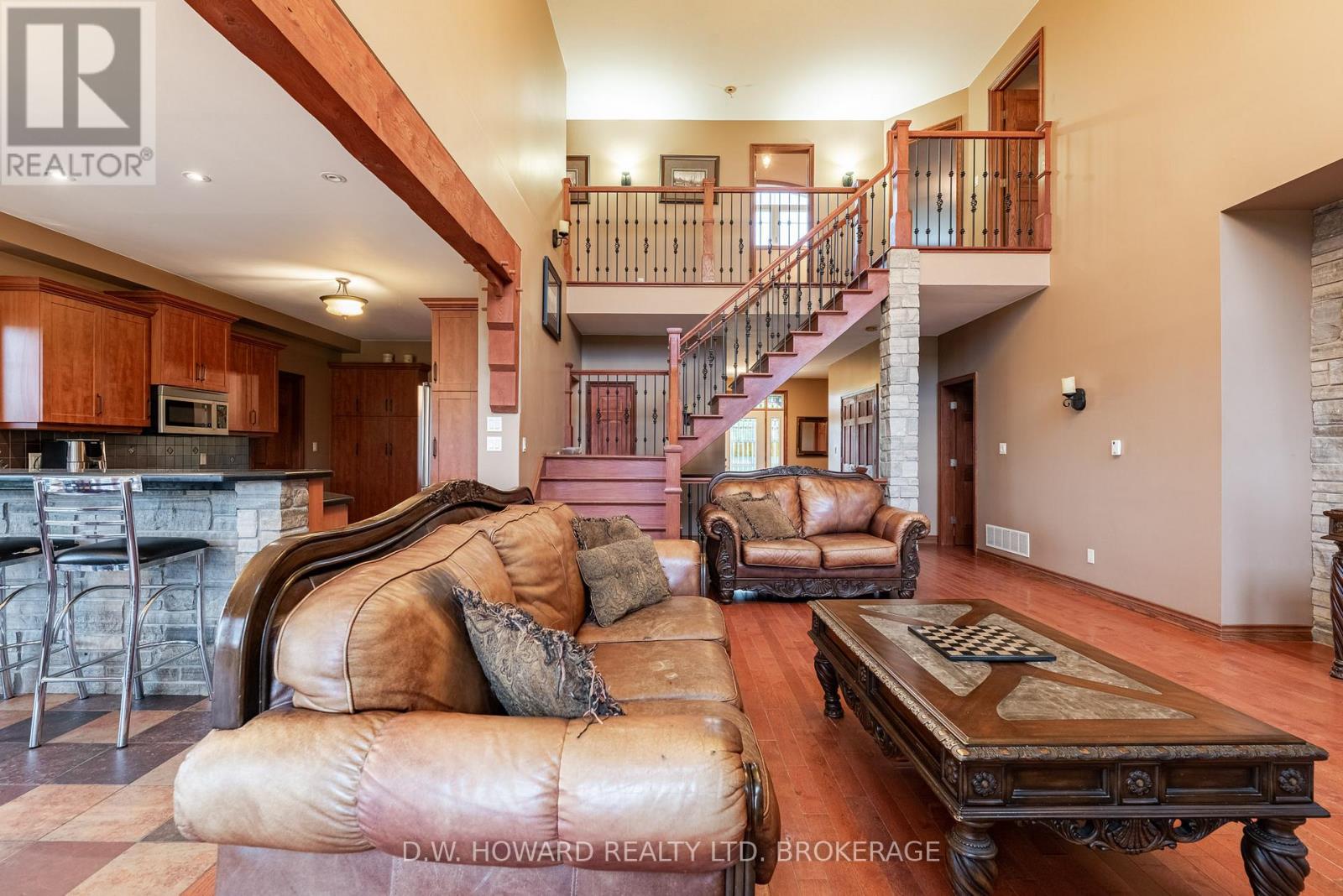 4480 Michener Road, Fort Erie, Ontario L0S 1N0 - Photo 8 - X12550478