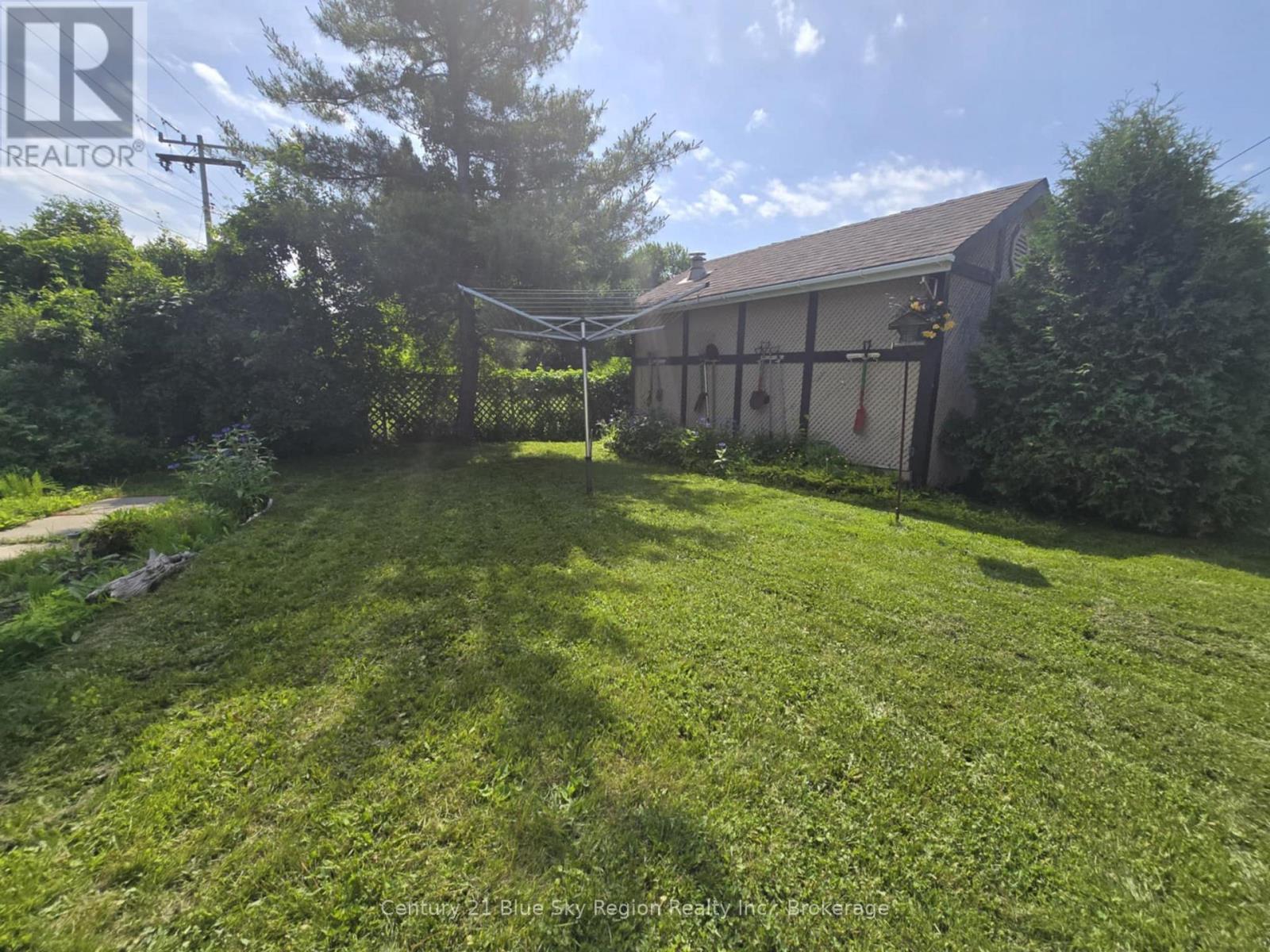 22 Dubeau Street, West Nipissing, Ontario P0H 2M0 - Photo 42 - X12550348