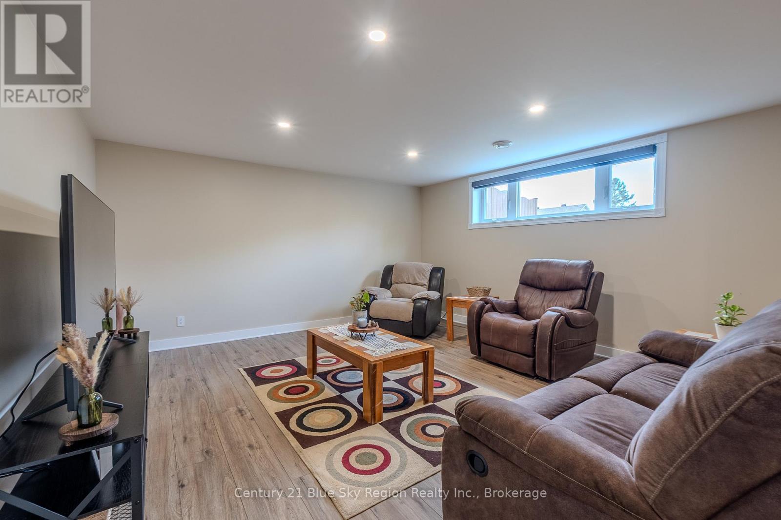 280 Arthur Street, West Nipissing, Ontario P2B 3B4 - Photo 22 - X12550372