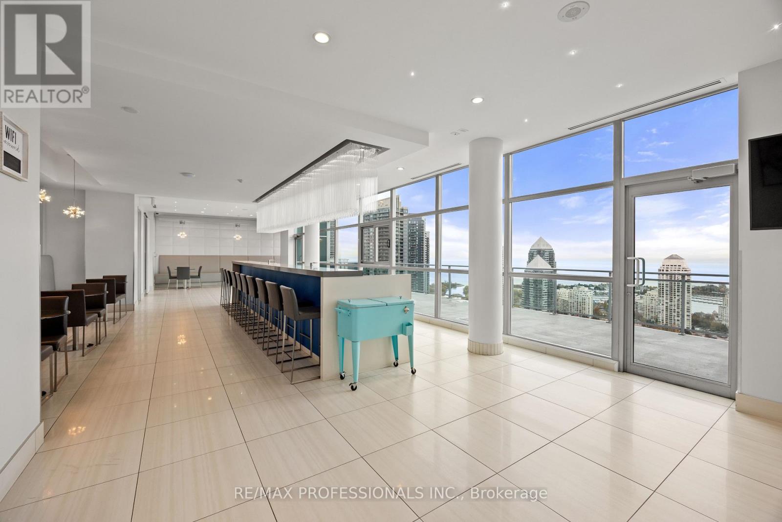 1434 - 165 Legion Road N, Toronto, Ontario  M8Y 0B3 - Photo 28 - W12550230