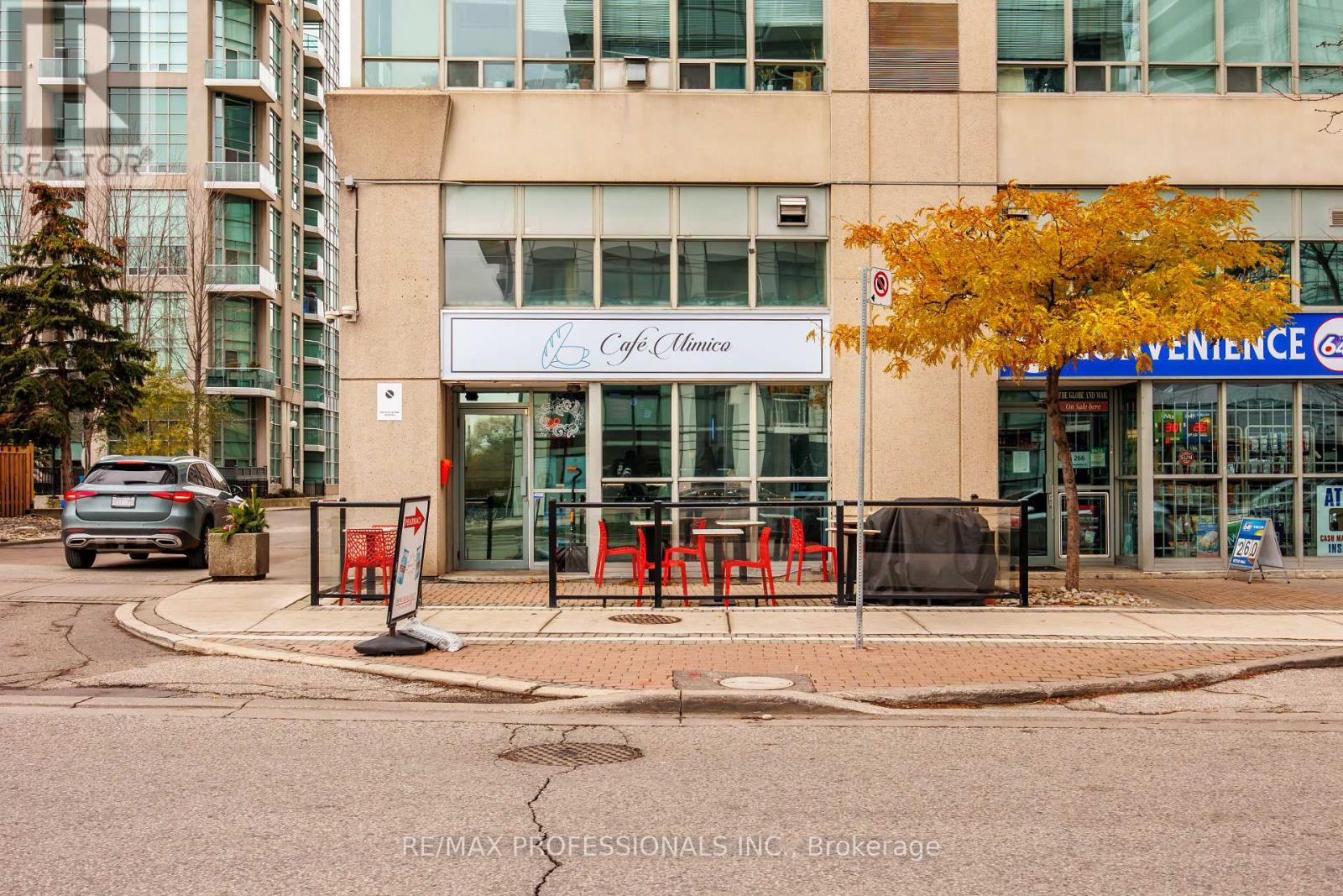 1434 - 165 Legion Road N, Toronto, Ontario  M8Y 0B3 - Photo 47 - W12550230