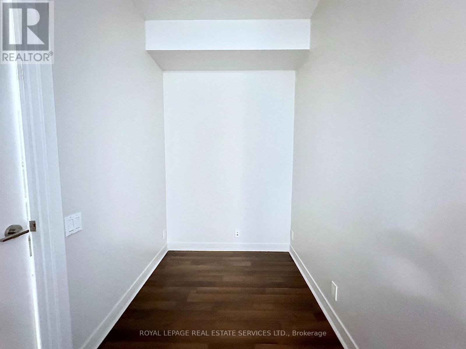 1401 - 188 Clark Boulevard, Brampton, Ontario  L6T 0J2 - Photo 5 - W12550240