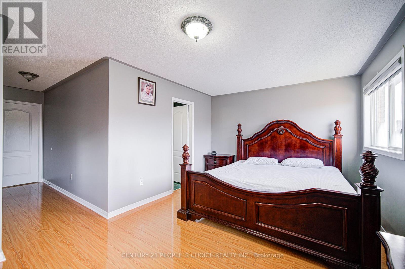 72 Zia Dodda Crescent, Brampton, Ontario  L6P 1J4 - Photo 24 - W12550244