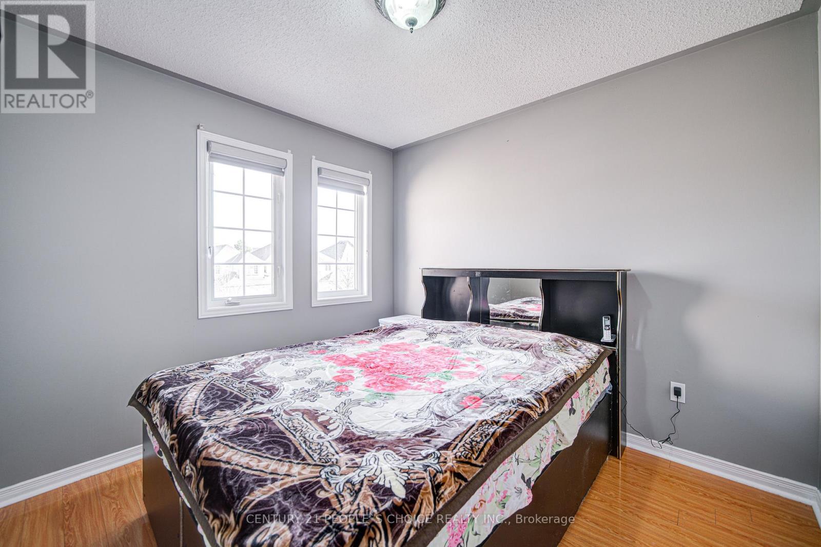 72 Zia Dodda Crescent, Brampton, Ontario  L6P 1J4 - Photo 32 - W12550244