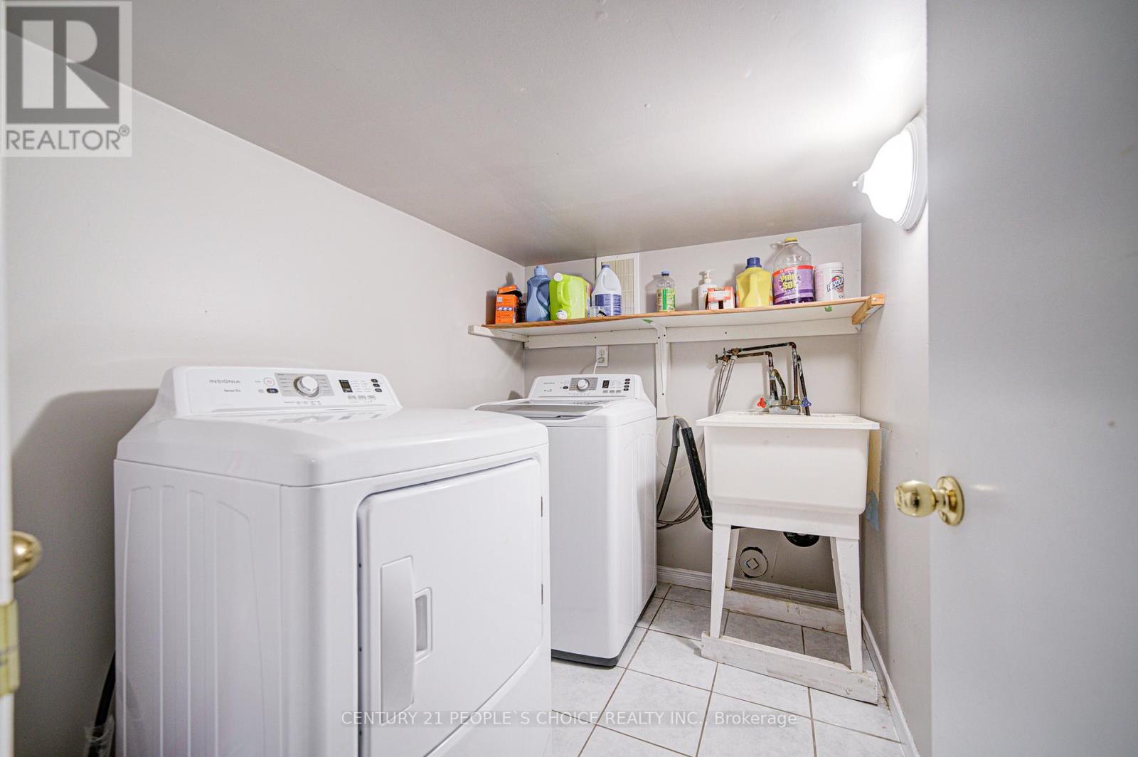 72 Zia Dodda Crescent, Brampton, Ontario  L6P 1J4 - Photo 36 - W12550244