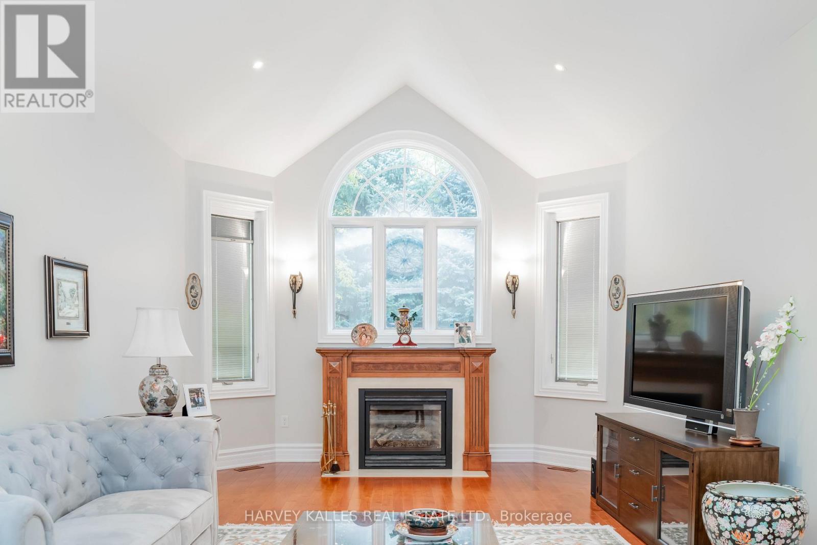 2370 Hammond Road, Mississauga, Ontario  L5K 1T2 - Photo 23 - W12550248