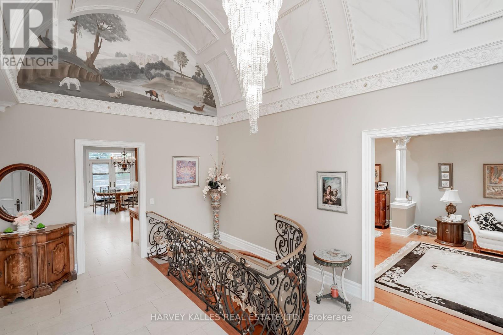 2370 Hammond Road, Mississauga, Ontario  L5K 1T2 - Photo 5 - W12550248