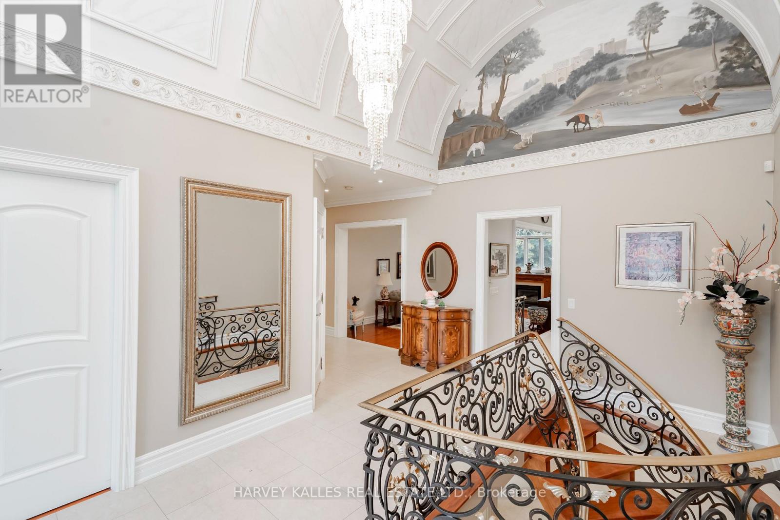 2370 Hammond Road, Mississauga, Ontario  L5K 1T2 - Photo 6 - W12550248