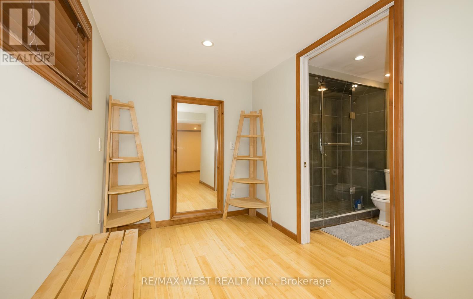 6 Lagos Road, Toronto, Ontario  M9N 4E4 - Photo 31 - W12550278