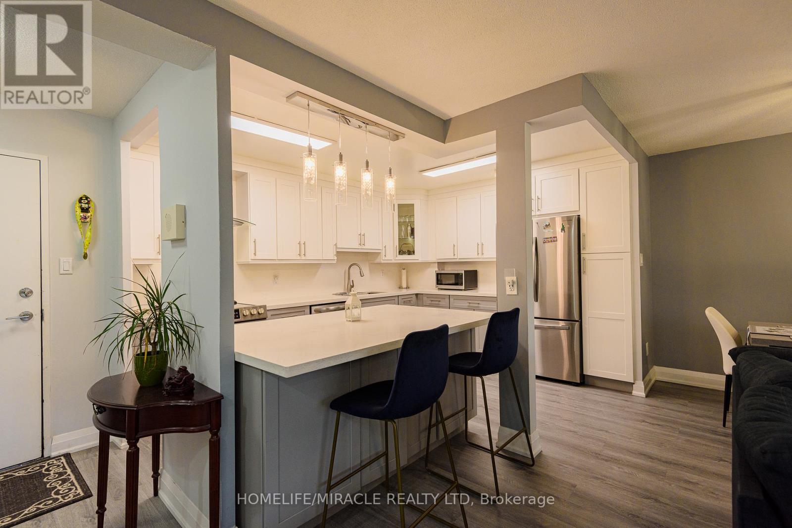 1201 - 714 The West Mall, Toronto, Ontario  M9C 4X1 - Photo 11 - W12550280